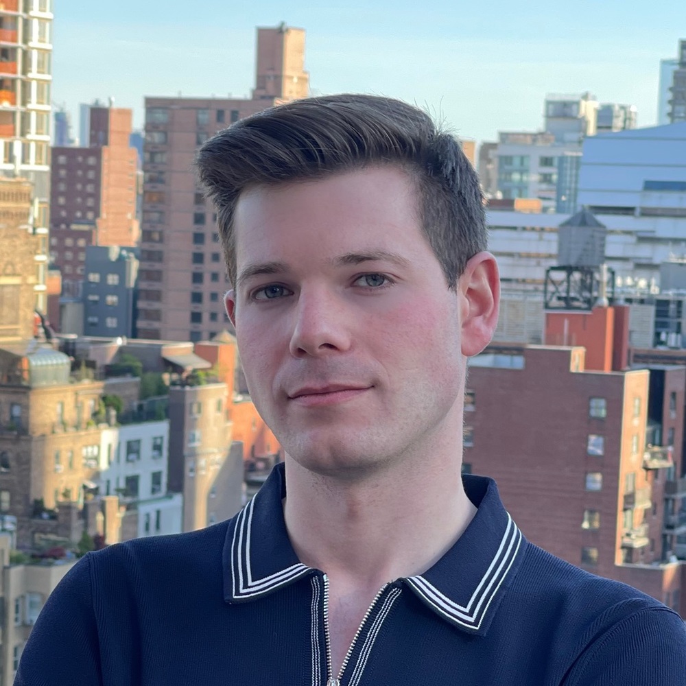 Meet your Posher, Devin